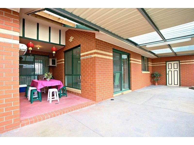 22 Marcia Street, Thomastown VIC 3074