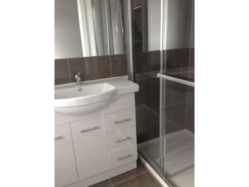 1/30 Spring Street, Thomastown VIC 3074