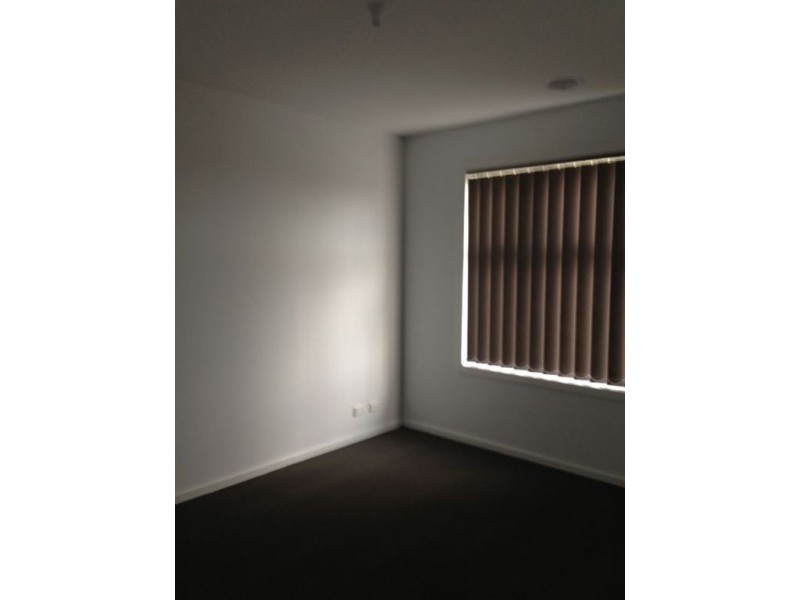 1/30 Spring Street, Thomastown VIC 3074