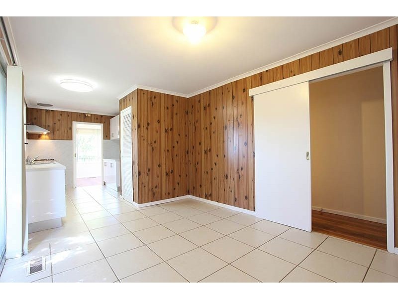 24 Buller Parade, Lalor VIC 3075