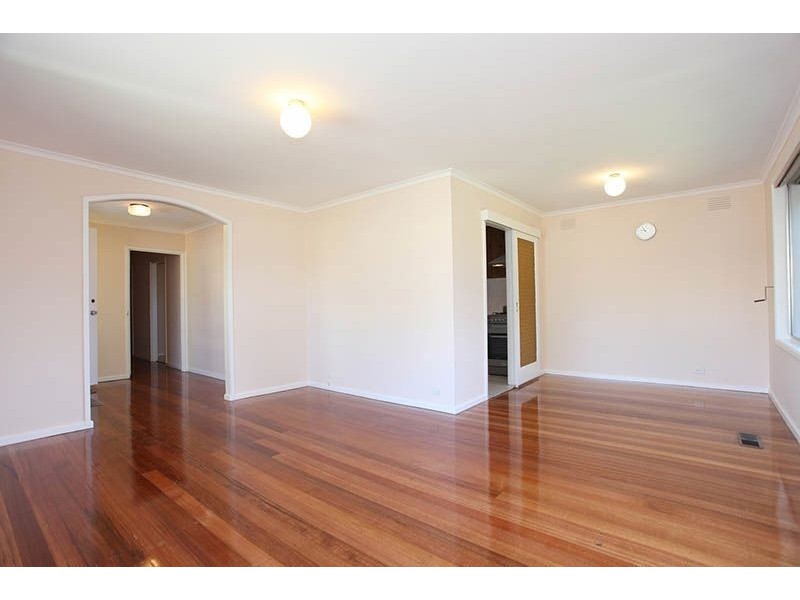 24 Buller Parade, Lalor VIC 3075