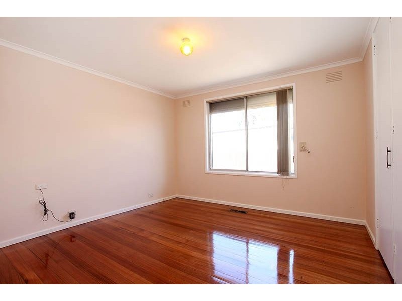 24 Buller Parade, Lalor VIC 3075