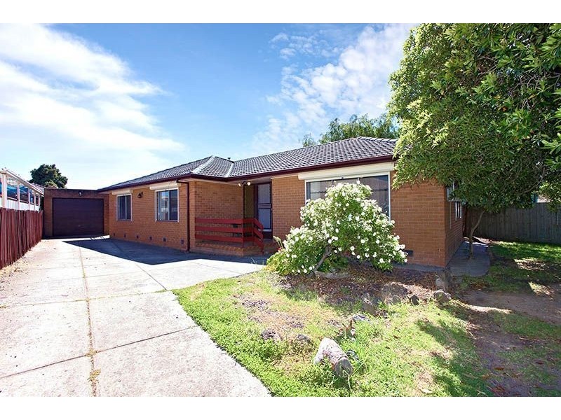 24 Buller Parade, Lalor VIC 3075