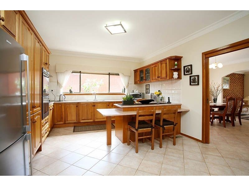 11 Ostia Court, Thomastown VIC 3074