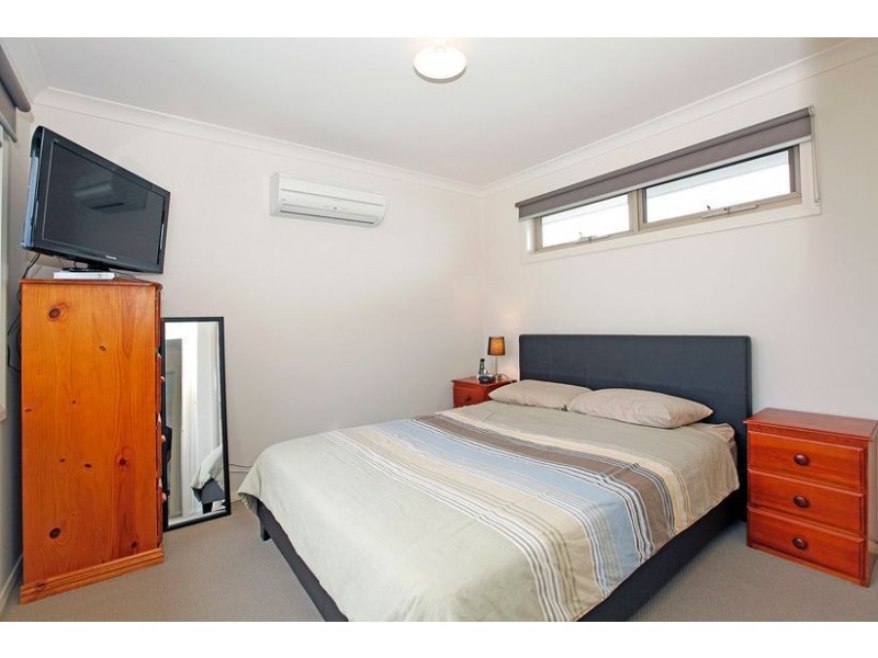 2/2 Edna Street, Thomastown VIC 3074