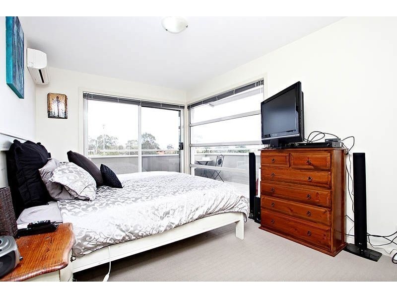 10/22 Bell Street, Heidelberg Heights VIC 3081