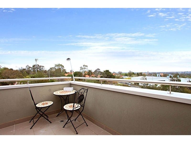 10/22 Bell Street, Heidelberg Heights VIC 3081