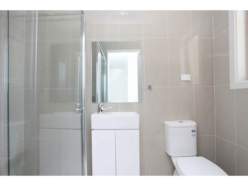 4/3 Poplar Street, Thomastown VIC 3074
