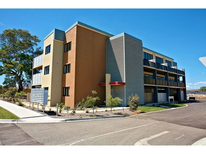 202/90 Epping Road, Epping VIC 3076