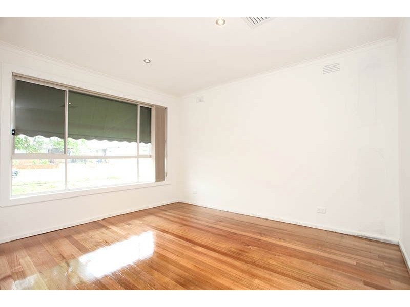 1&2/17 Ruthven Crescent, Lalor VIC 3075
