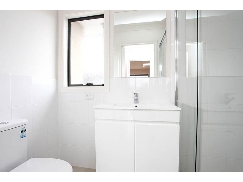 4/6 Central Avenue, Thomastown VIC 3074