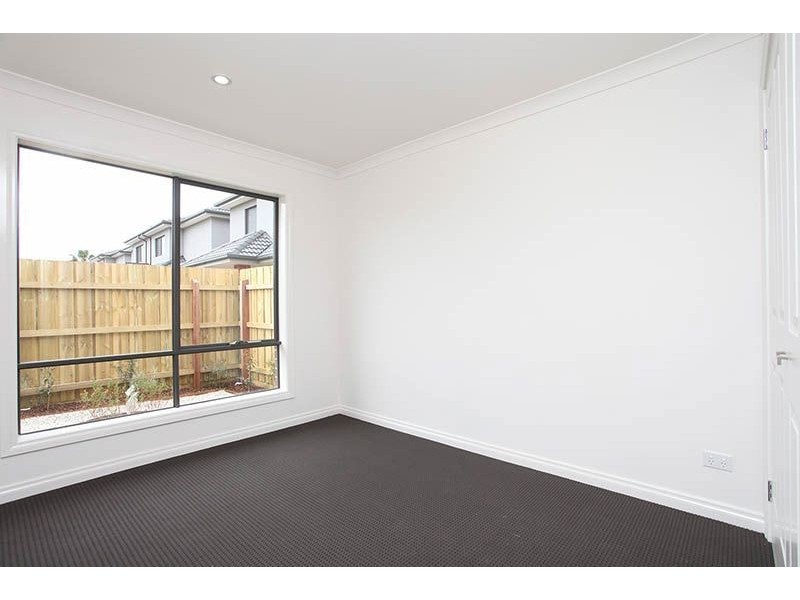 4/6 Central Avenue, Thomastown VIC 3074