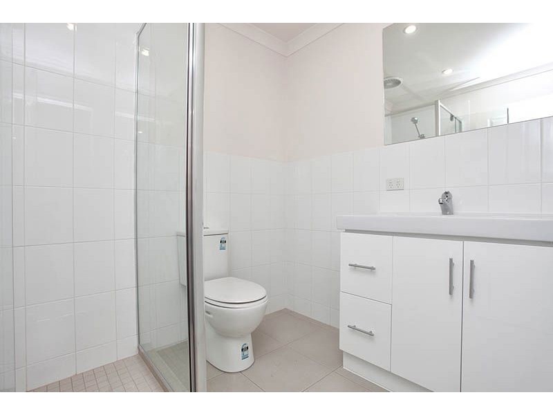 4/6 Central Avenue, Thomastown VIC 3074