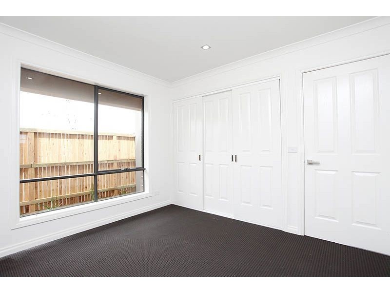 8/6 Central Avenue, Thomastown VIC 3074