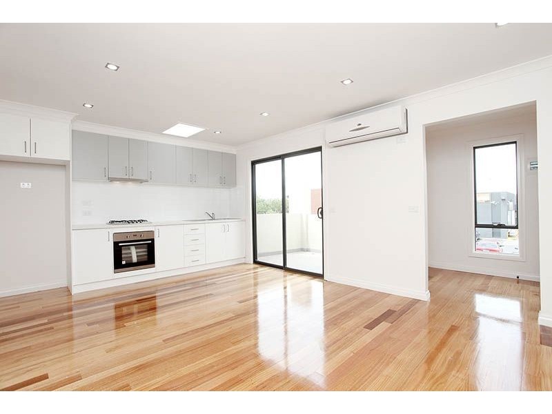 8/6 Central Avenue, Thomastown VIC 3074