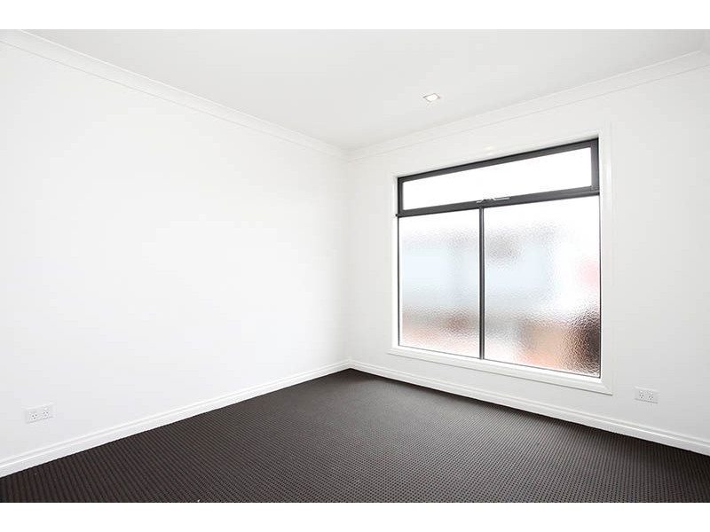 8/6 Central Avenue, Thomastown VIC 3074