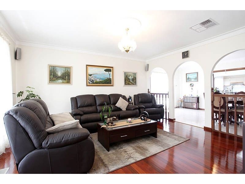 53 Barry Road, Thomastown VIC 3074