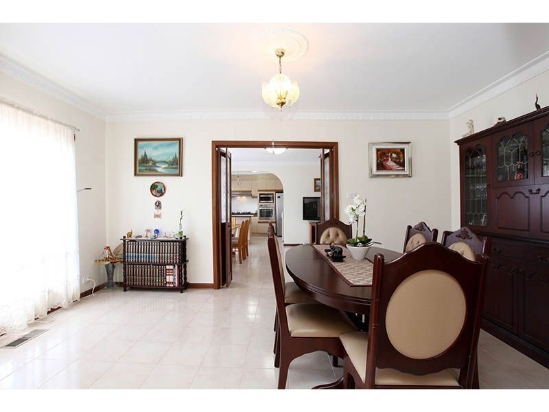 53 Barry Road, Thomastown VIC 3074