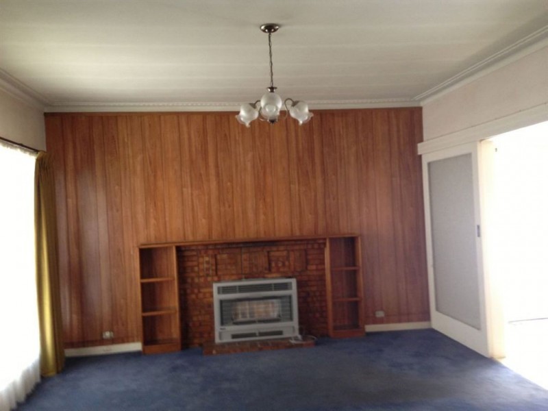 4 Cedar Street, Thomastown VIC 3074