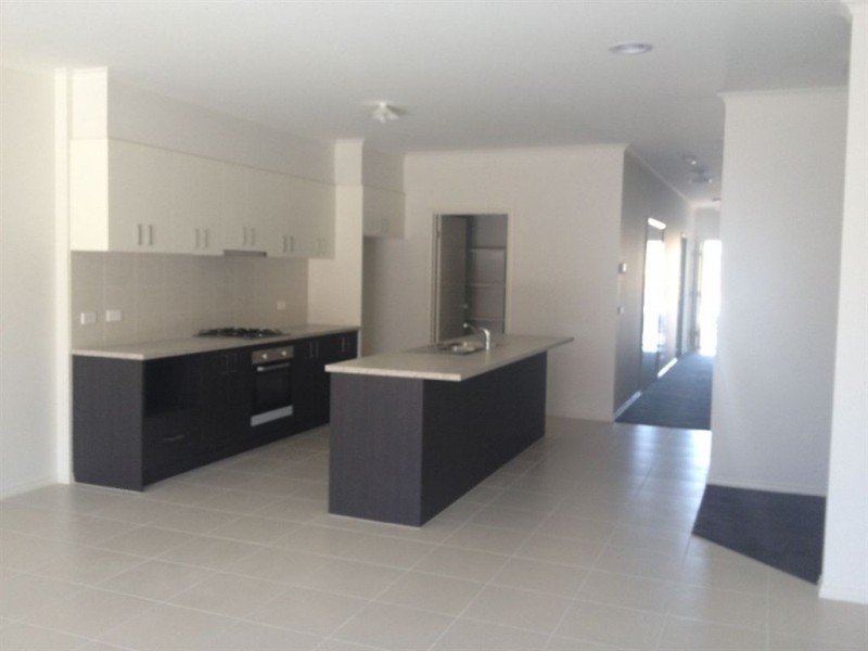 11 Hickory Place, Epping VIC 3076