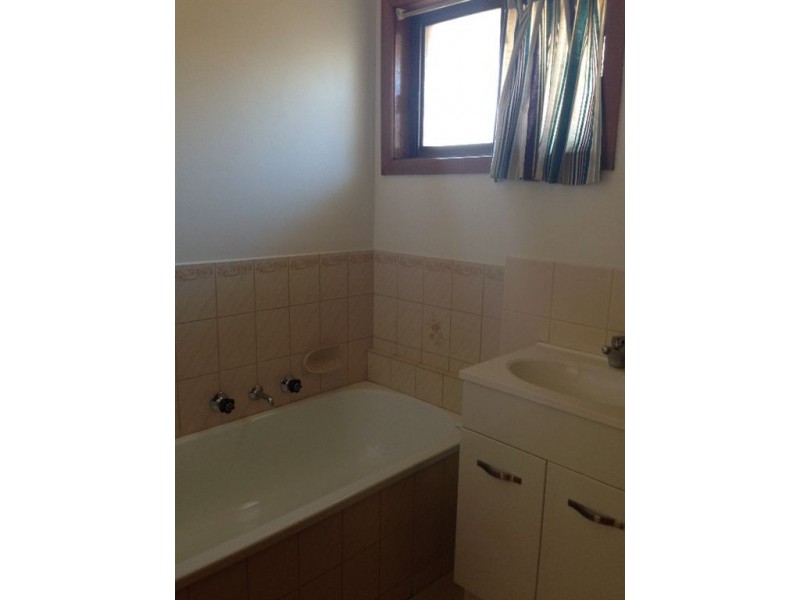 17/20 Spring Street, Thomastown VIC 3074