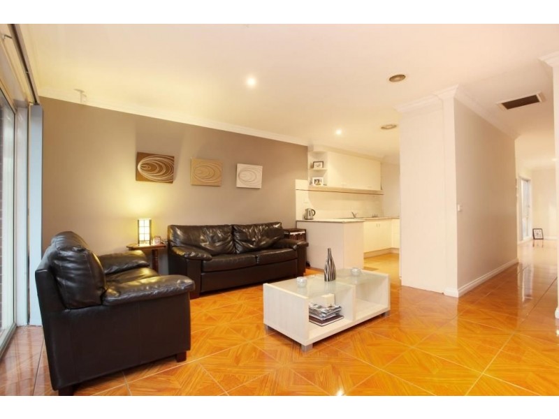 6B Thrower Street, Reservoir VIC 3073