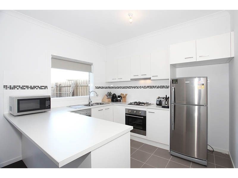 16 Oriano Street, Epping VIC 3076