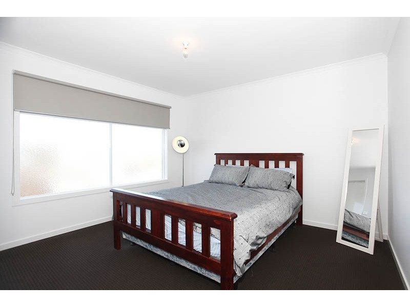 16 Oriano Street, Epping VIC 3076