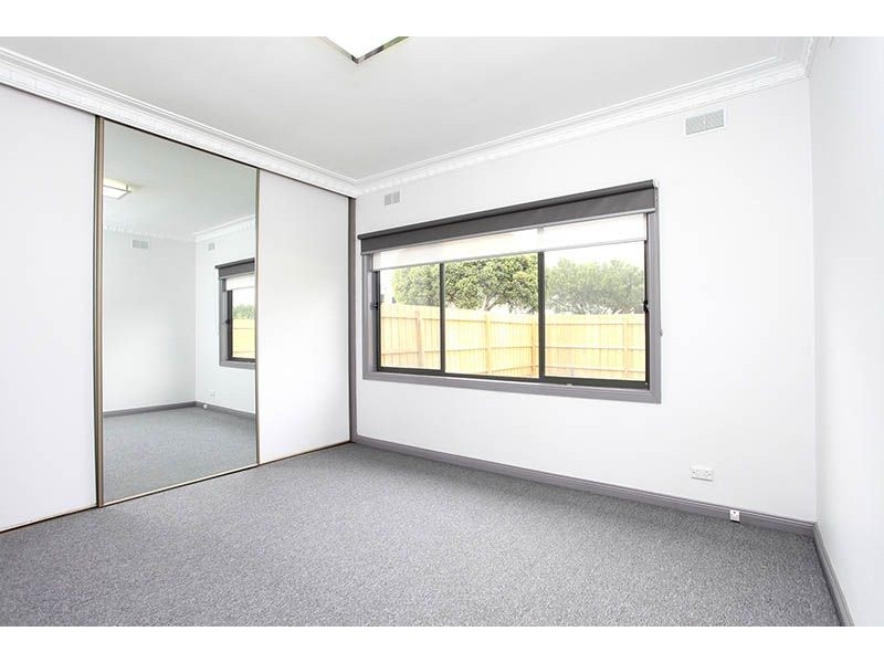 1/36 Heyington Avenue, Thomastown VIC 3074