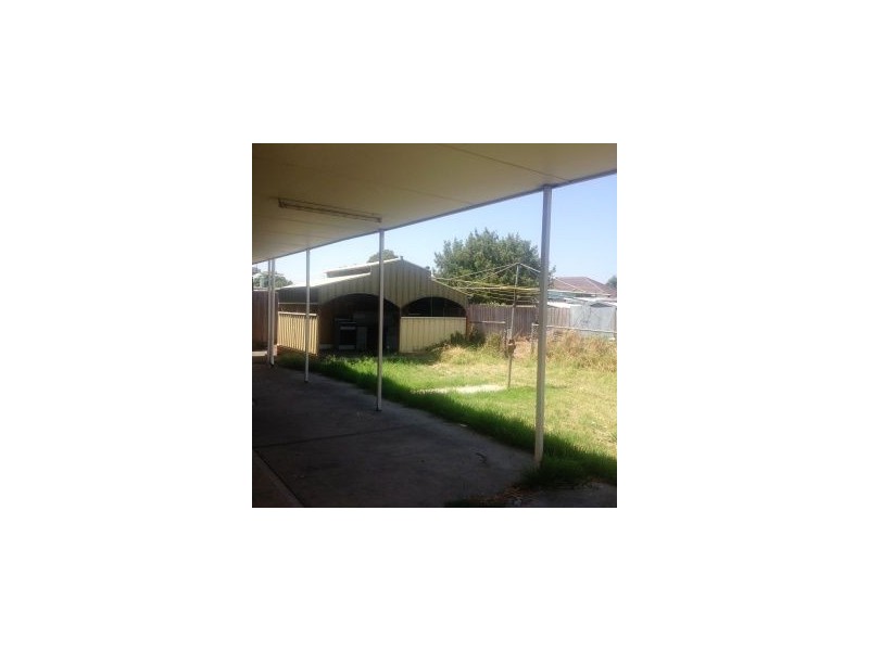 18 Prince Andrew Avenue, Lalor VIC 3075