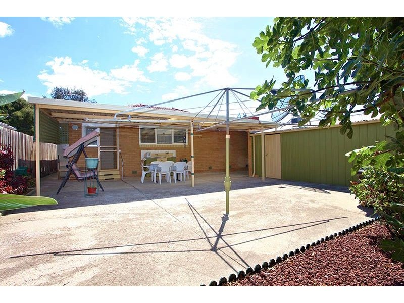 235 Mahoneys Road, Reservoir VIC 3073