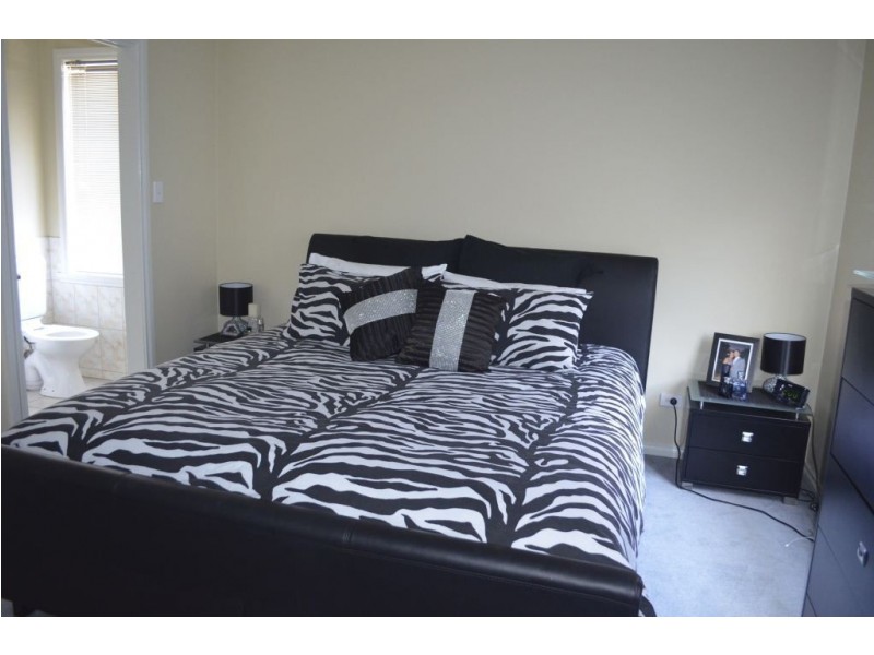 2 Zurzolo Terrace, Epping VIC 3076