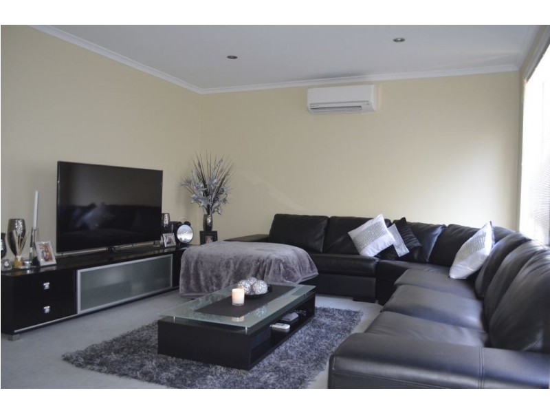 2 Zurzolo Terrace, Epping VIC 3076