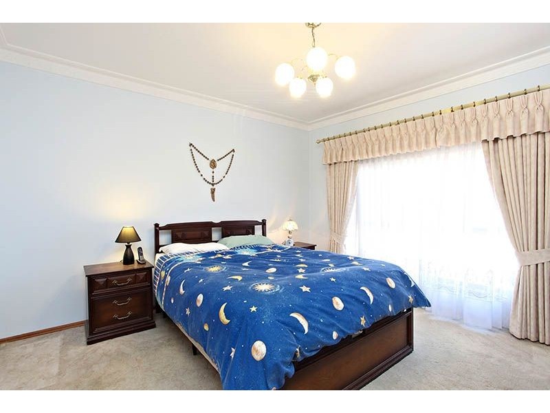 112 Barry Road, Thomastown VIC 3074