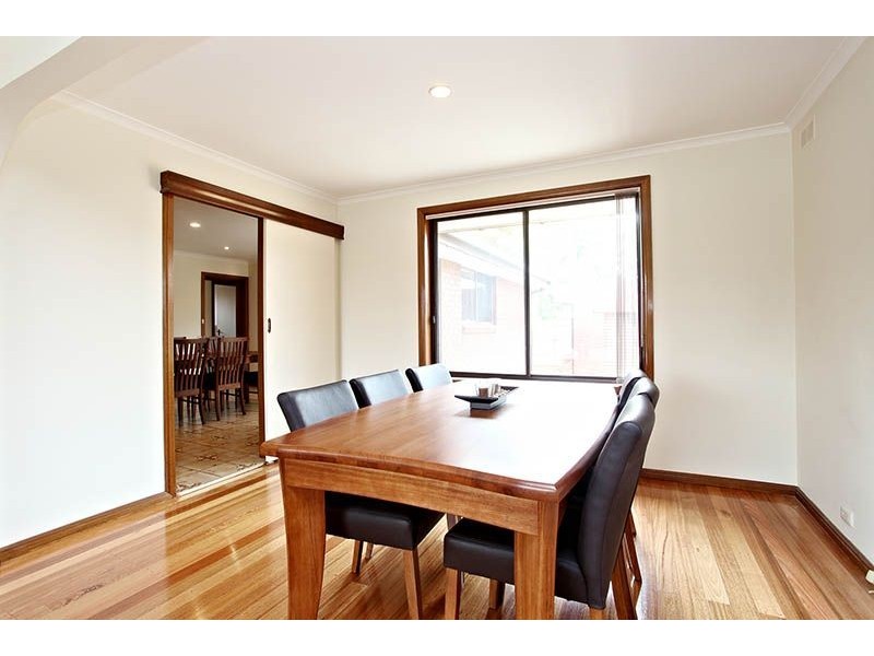 9 Sheila Court, Thomastown VIC 3074