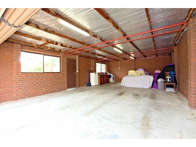 9 Sheila Court, Thomastown VIC 3074