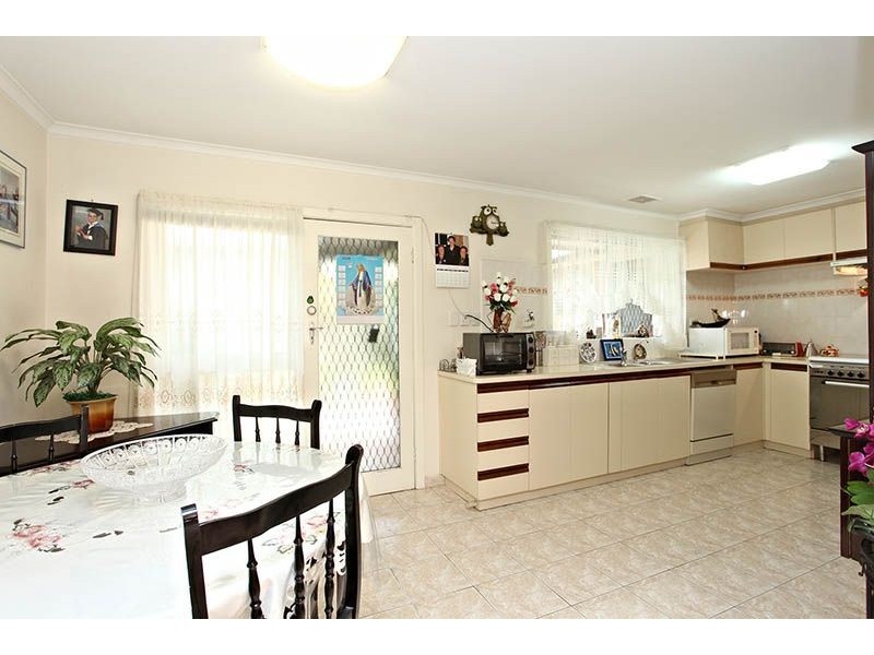 146 Edgars Road, Thomastown VIC 3074