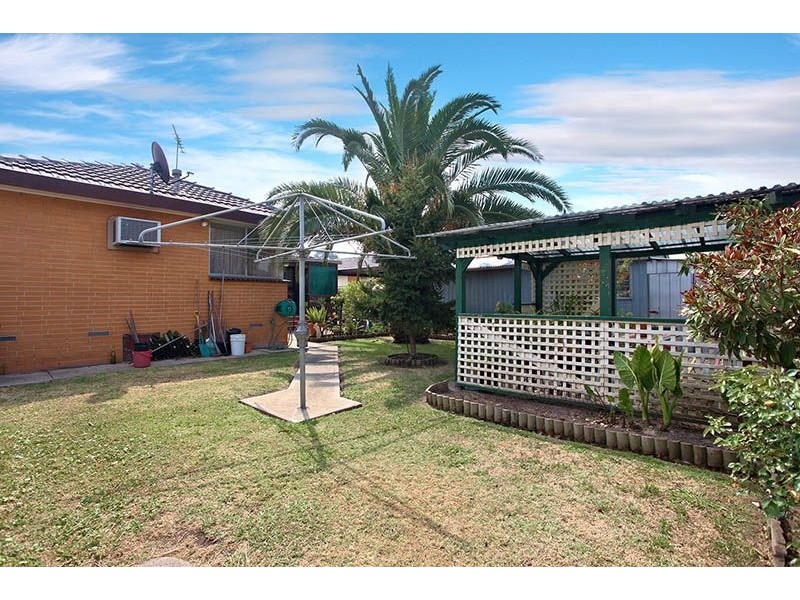 146 Edgars Road, Thomastown VIC 3074