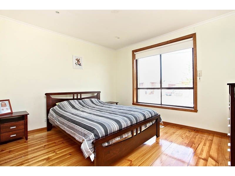 51 Fernshaw Street, Thomastown VIC 3074