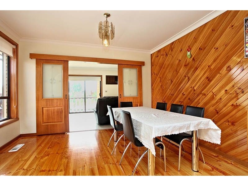 51 Fernshaw Street, Thomastown VIC 3074