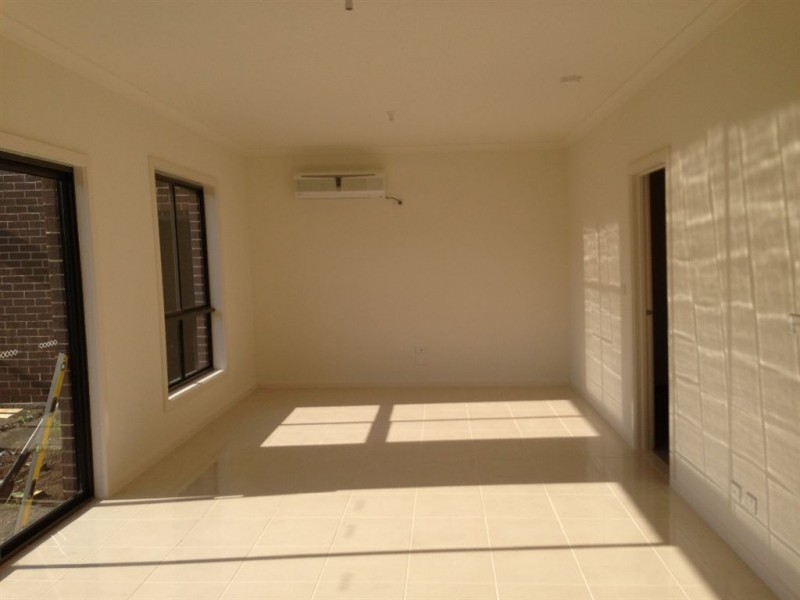 2/34 Messmate Street, Lalor VIC 3075