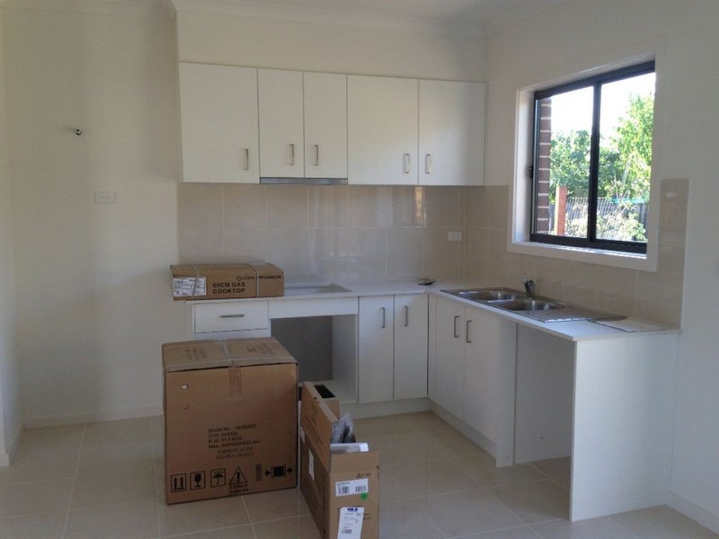 2/34 Messmate Street, Lalor VIC 3075