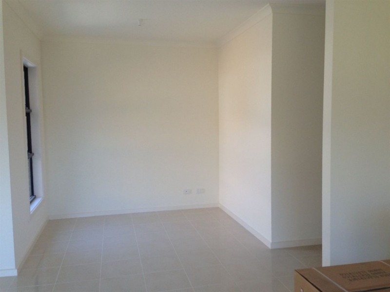 2/34 Messmate Street, Lalor VIC 3075