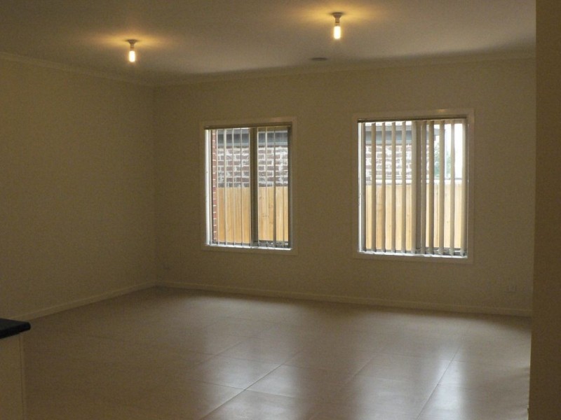 4/21 Lynne Street, Lalor VIC 3075