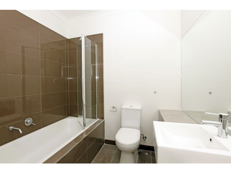 3/8 Clarke Street, Thomastown VIC 3074