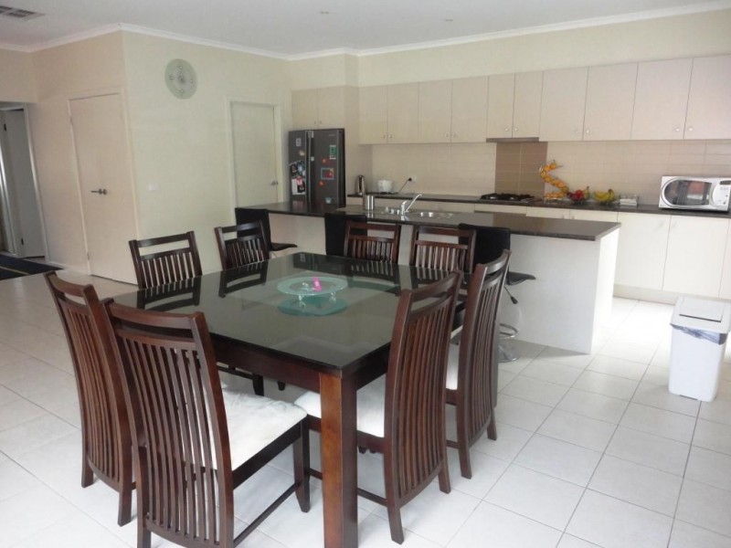 100 Redding Rise, Epping VIC 3076