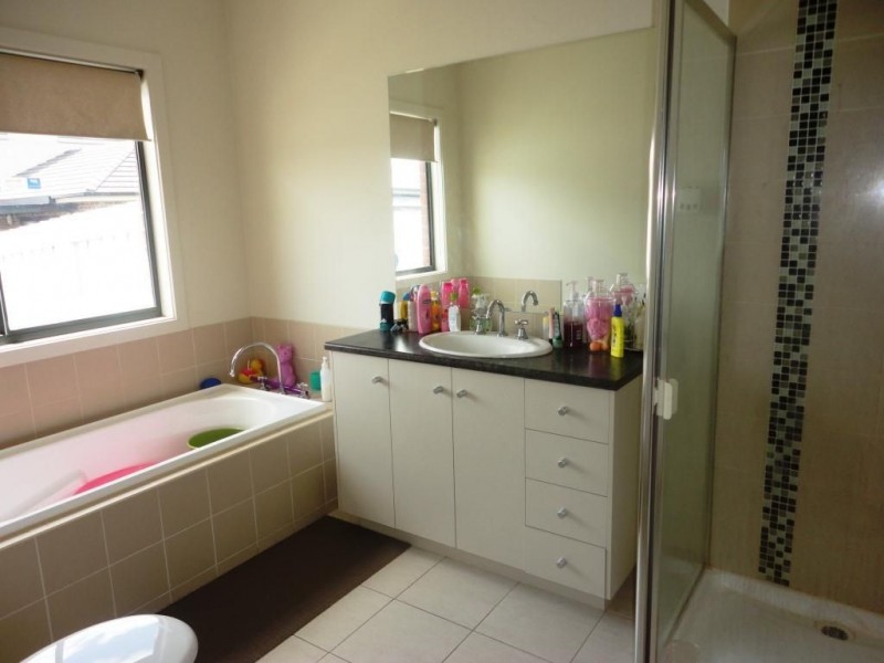 100 Redding Rise, Epping VIC 3076