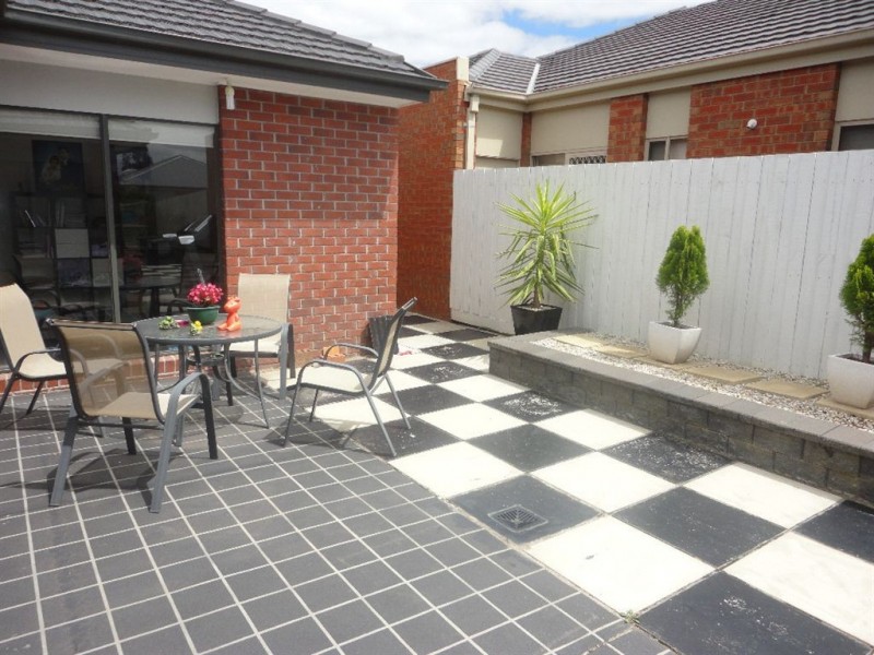 100 Redding Rise, Epping VIC 3076