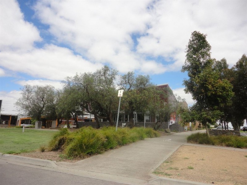 100 Redding Rise, Epping VIC 3076