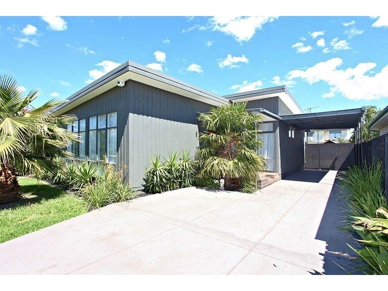 41 Alexander Avenue, Thomastown VIC 3074